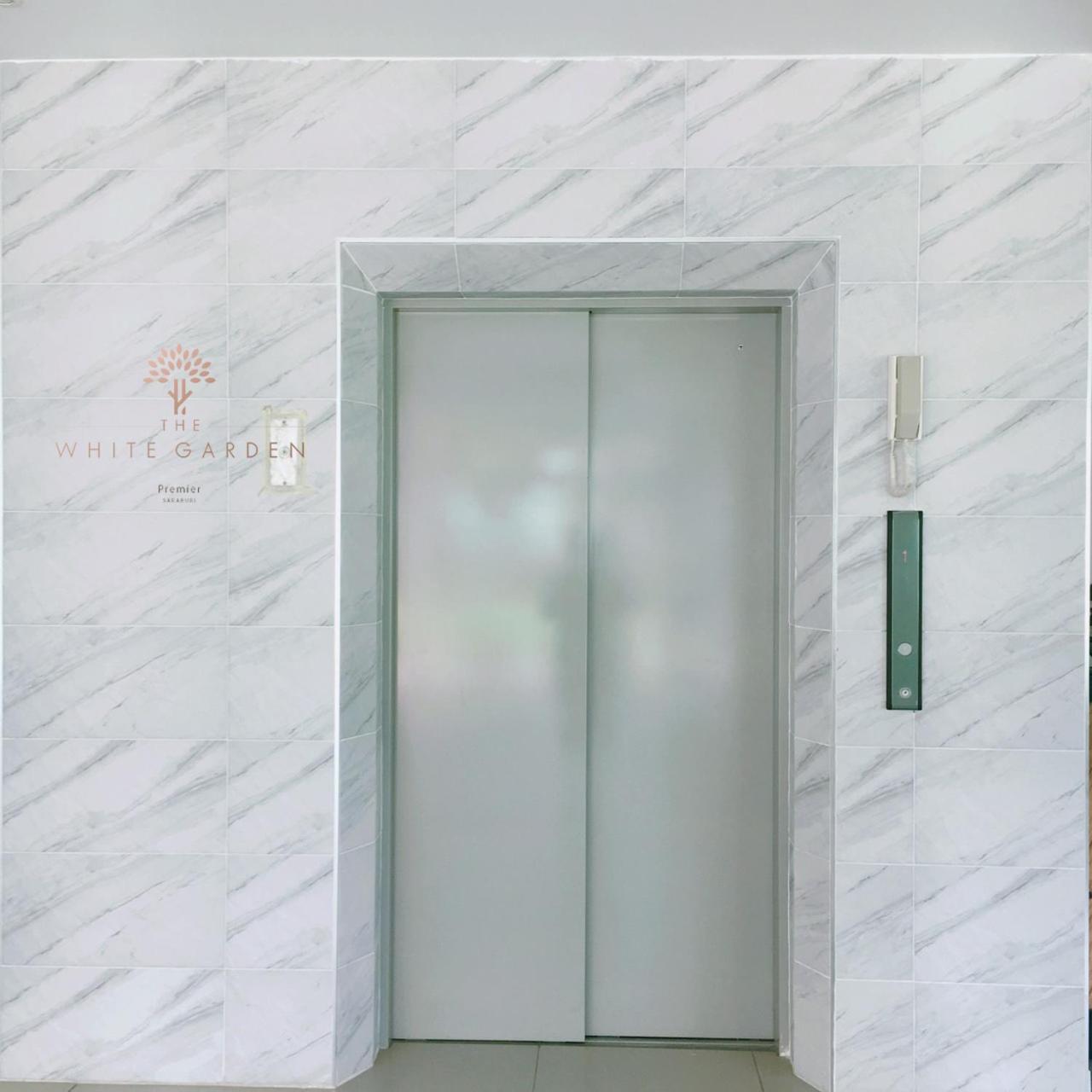 The White Garden Premier Saraburi Hotel Ban Dao Ruang  Exterior photo