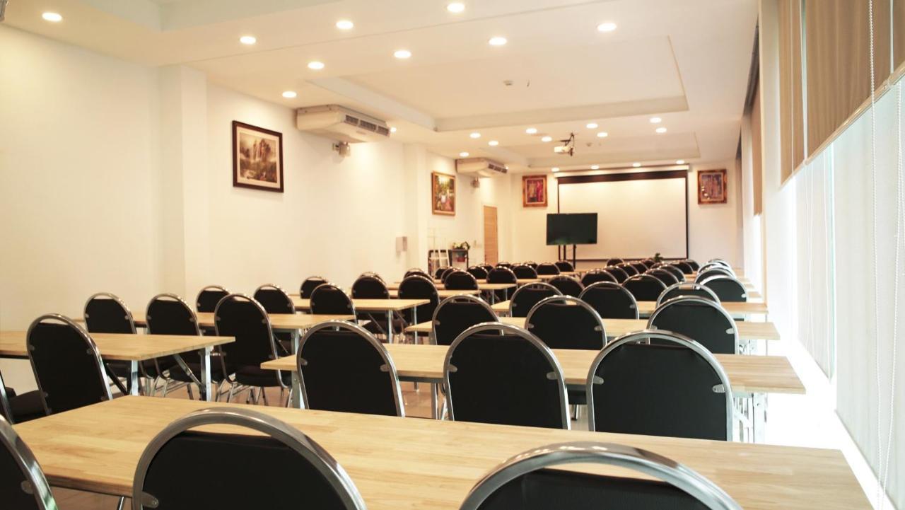 The White Garden Premier Saraburi Hotel Ban Dao Ruang  Exterior photo