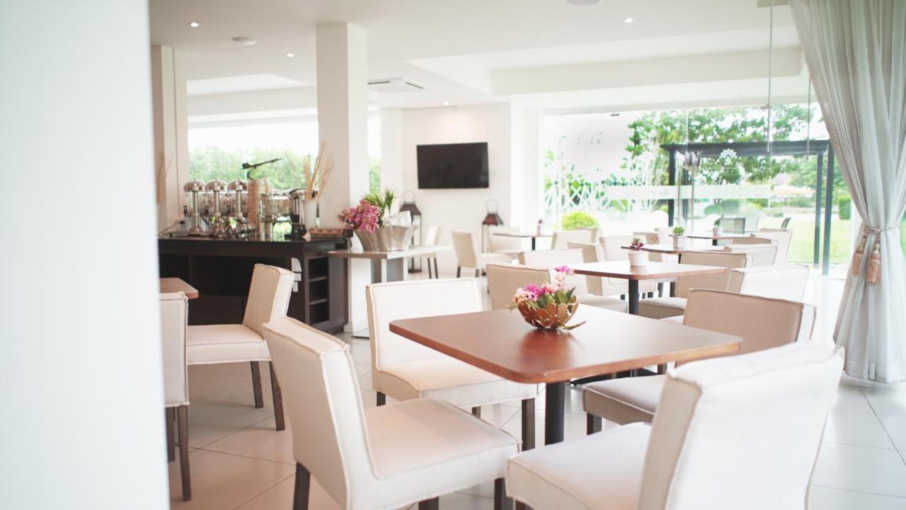The White Garden Premier Saraburi Hotel Ban Dao Ruang  Exterior photo